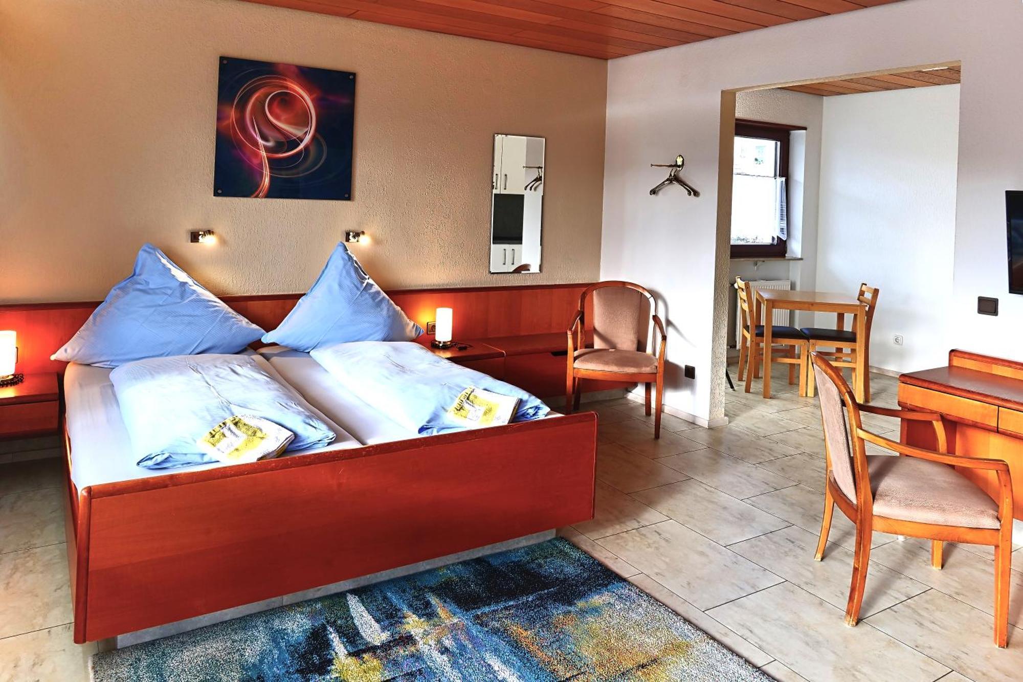 Hotel Garni Sebastian Kirrweiler  Eksteriør billede
