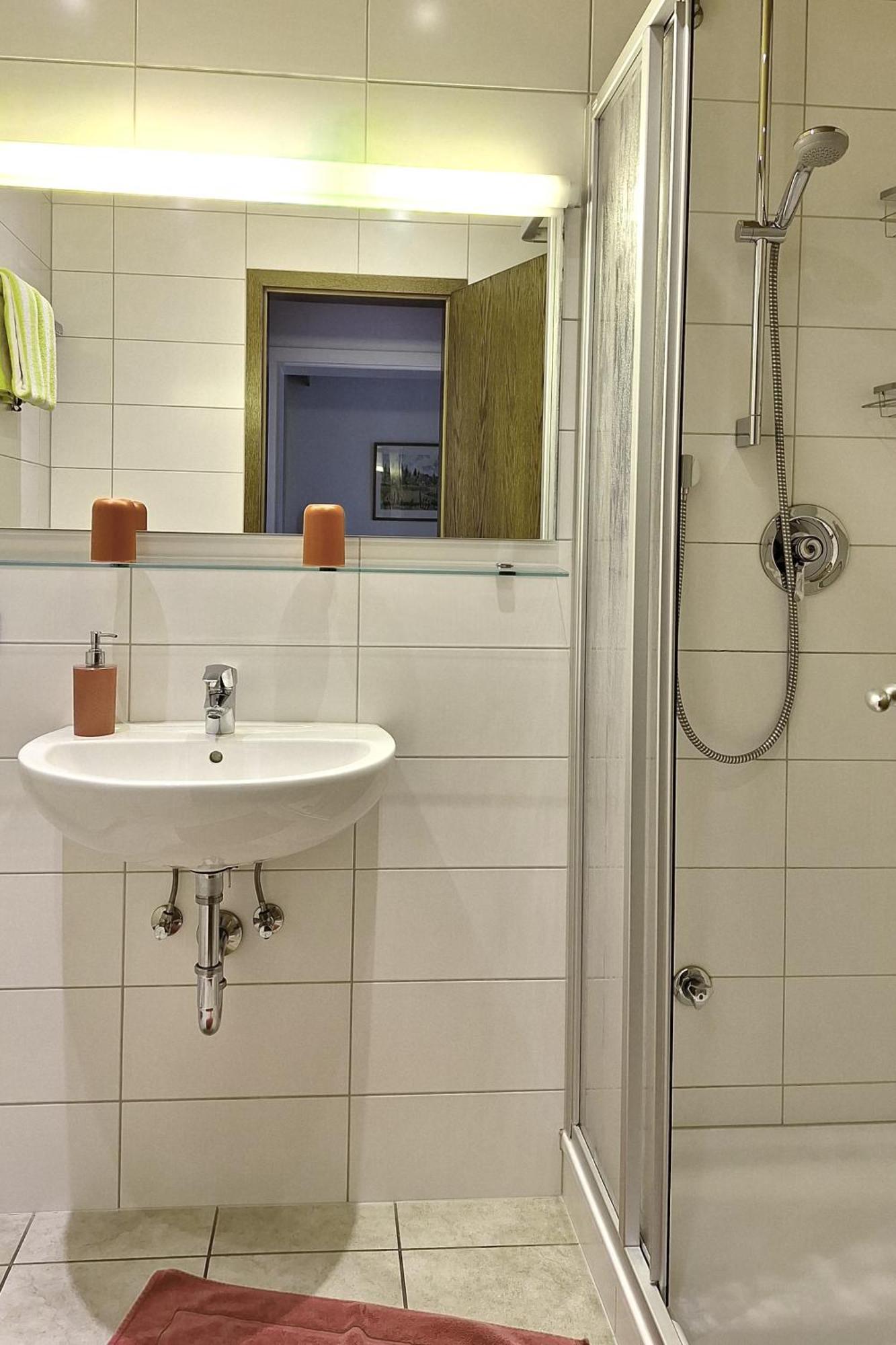Hotel Garni Sebastian Kirrweiler  Eksteriør billede