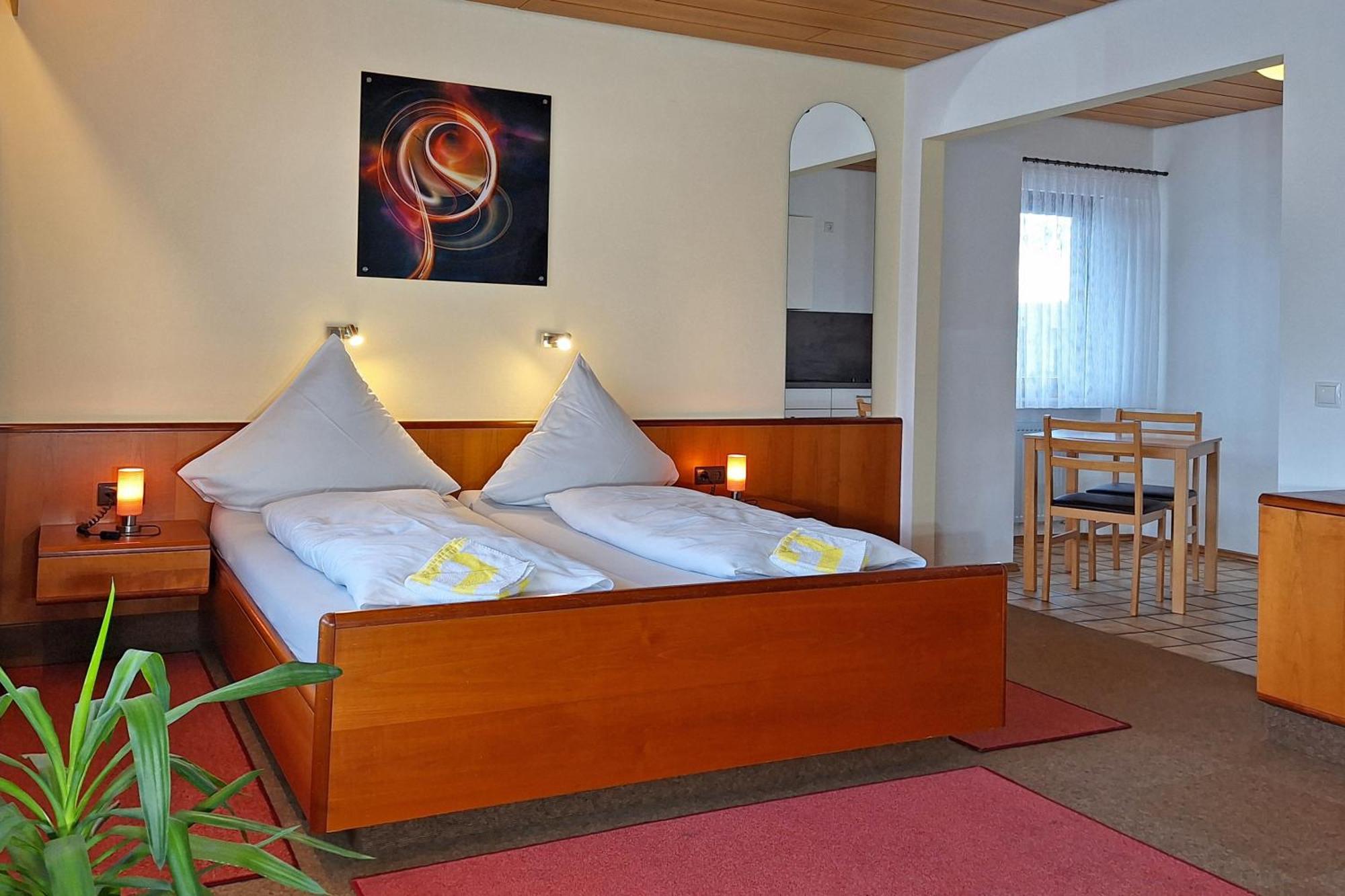 Hotel Garni Sebastian Kirrweiler  Eksteriør billede